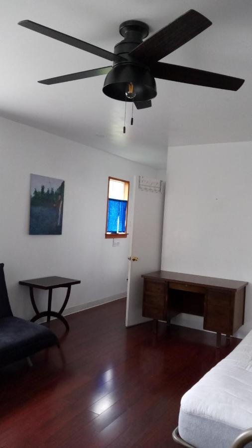 Funky Little Shack Hotel Orick Ngoại thất bức ảnh